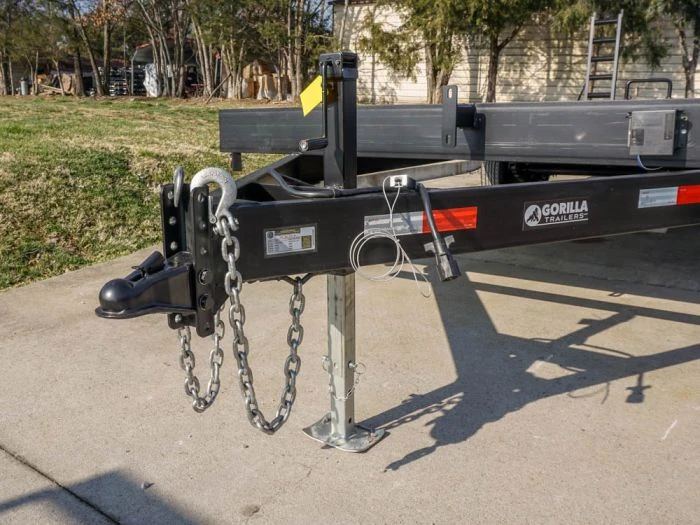 SLE Utility Trailers 8.5x22 Deckover Utility Trailer (2) 5,200lb Axles With Standup Ramps 5 SLE Utility Trailers 8.5x22 Deckover Utility Trailer (2) 5,200lb Axles With Standup Ramps - Image 3