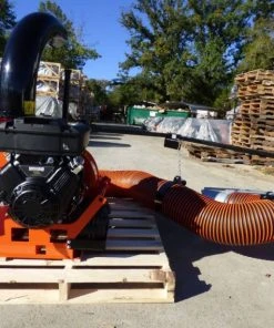 Alternative view of Bear Cat DL10 Leaf Debris Loader 570cc 18 HP Briggs Closeout